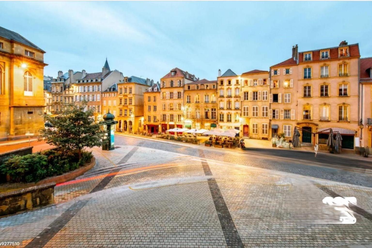 Appartamento Le Cinq Metz Esterno foto